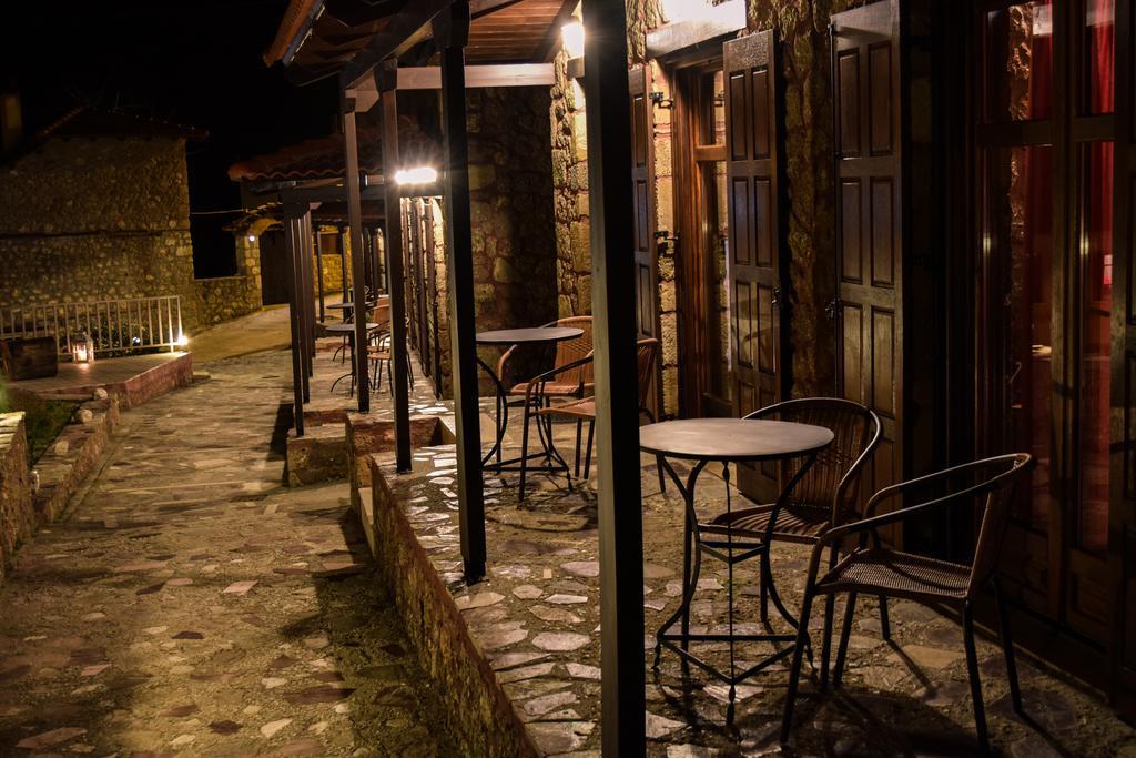 Paliokastro Guesthouse Kato Sinikia Trikalon Exterior foto